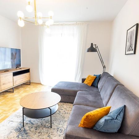 兰施泰因Rhein-Lahn Living - Modernes Design - Balkon Mit Aussicht - Zentrale Lage Nahe Rhein Und Martinsburg公寓 外观 照片